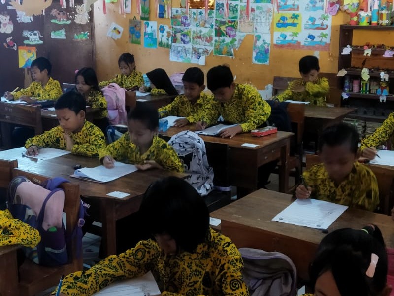 UJIAN SUMATIF AKHIR SEMESTER GANJIL PADA TANGGAL 3 DESEMBER 2025